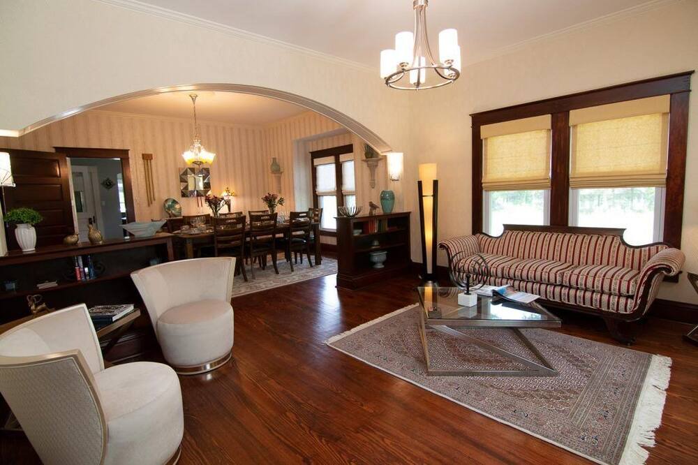Photo of Livingroom in Steelville