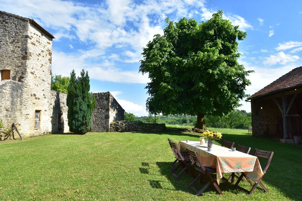 Photo of Outdoor in Montclera
