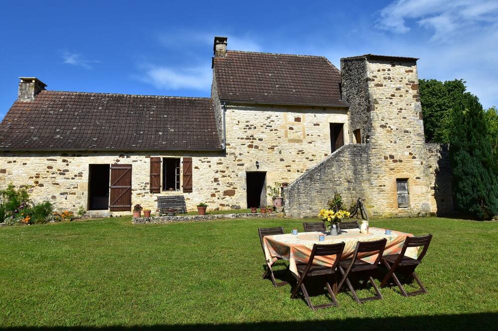 Photo of Outdoor in Montclera