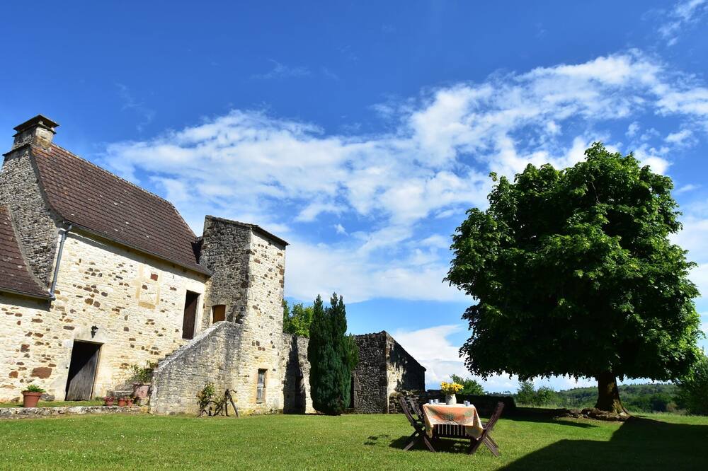 Photo of Outdoor in Montclera