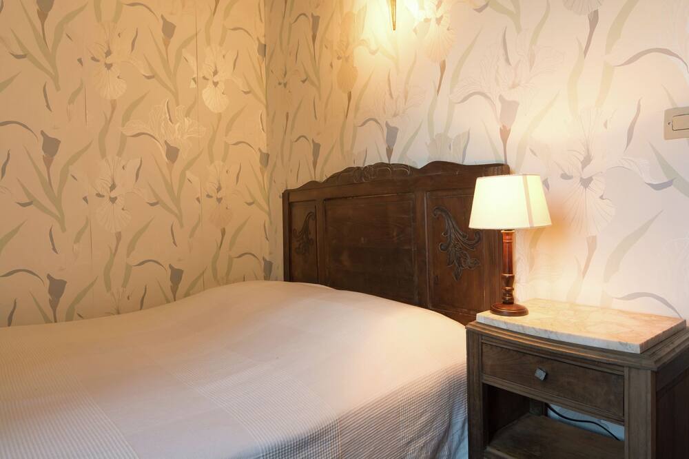 Photo of Bedroom in Montclera