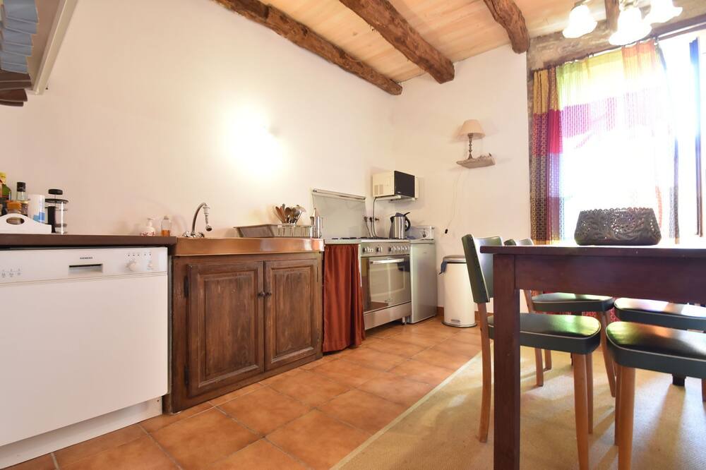 Photo of Kitchen in Montclera