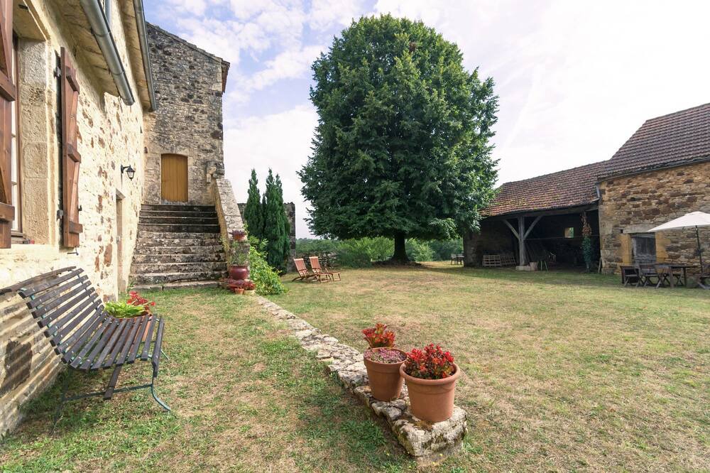 Photo of Outdoor in Montclera