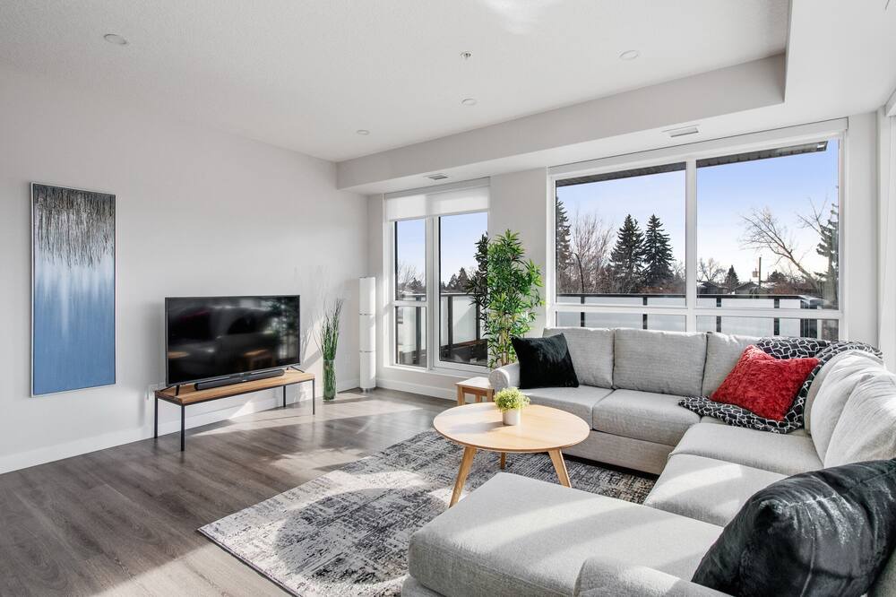 Photo of Livingroom in Southwest Calgary