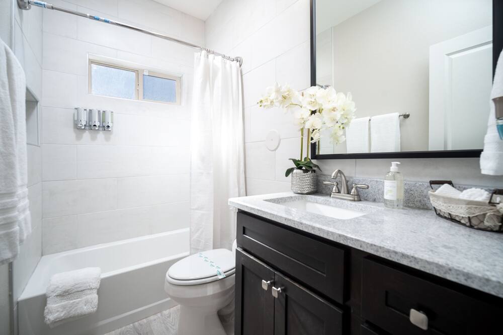 Photo of Bathroom in Socorro