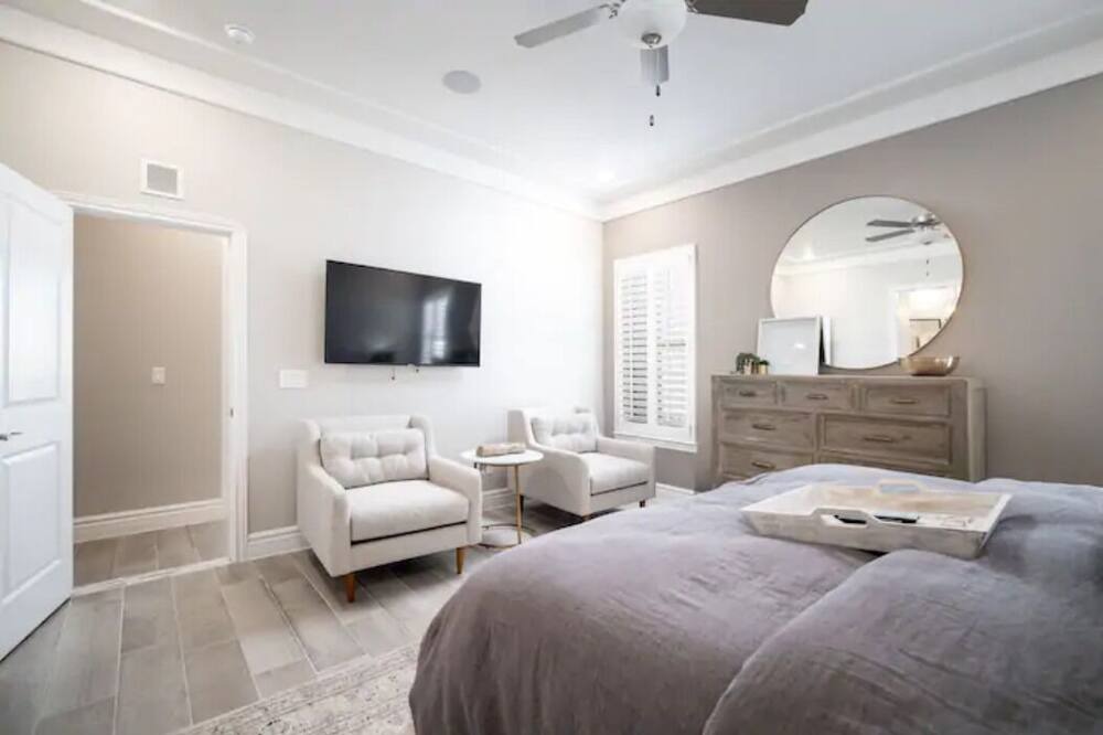 Photo of Bedroom in Horizon City