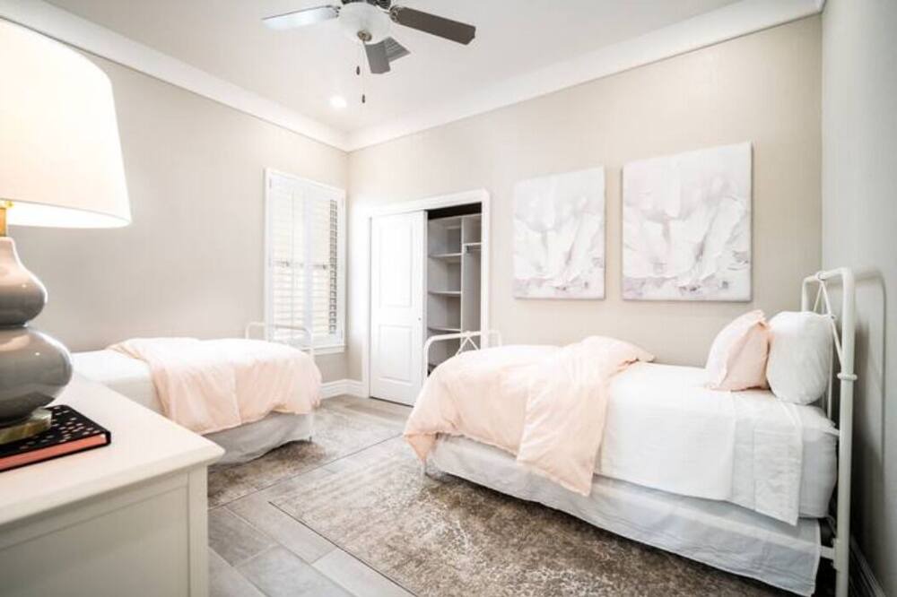 Photo of Bedroom in Horizon City