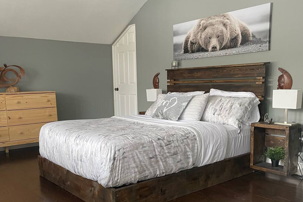 Photo of Bedroom in Val-des-Monts
