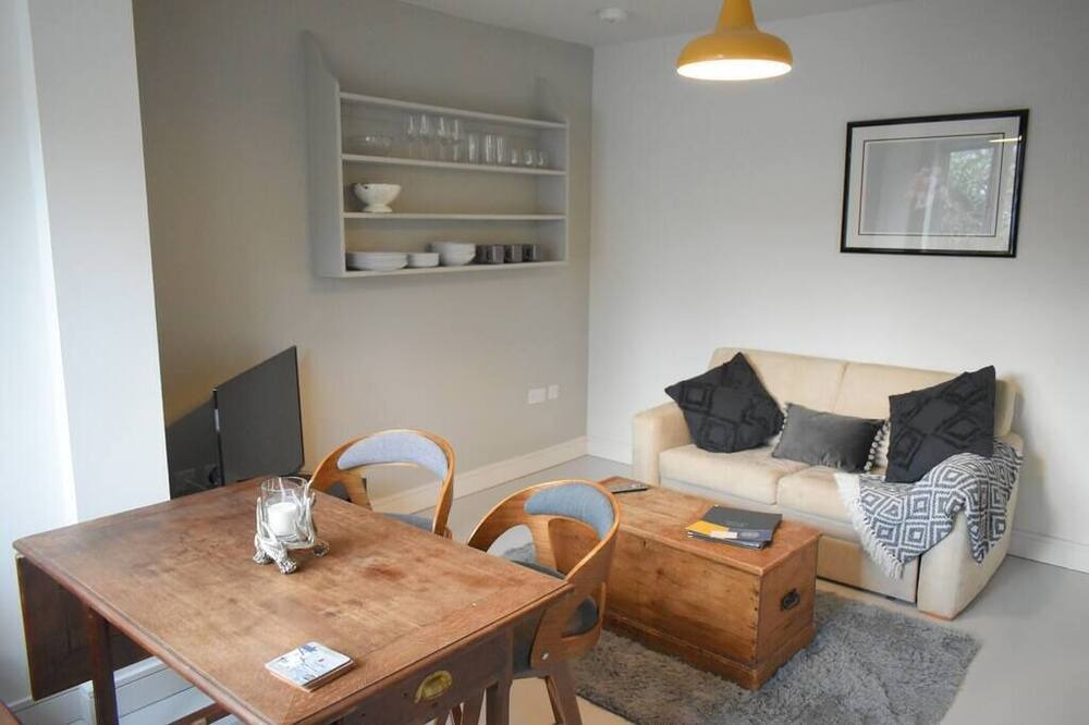 Photo of Livingroom in Loughborough