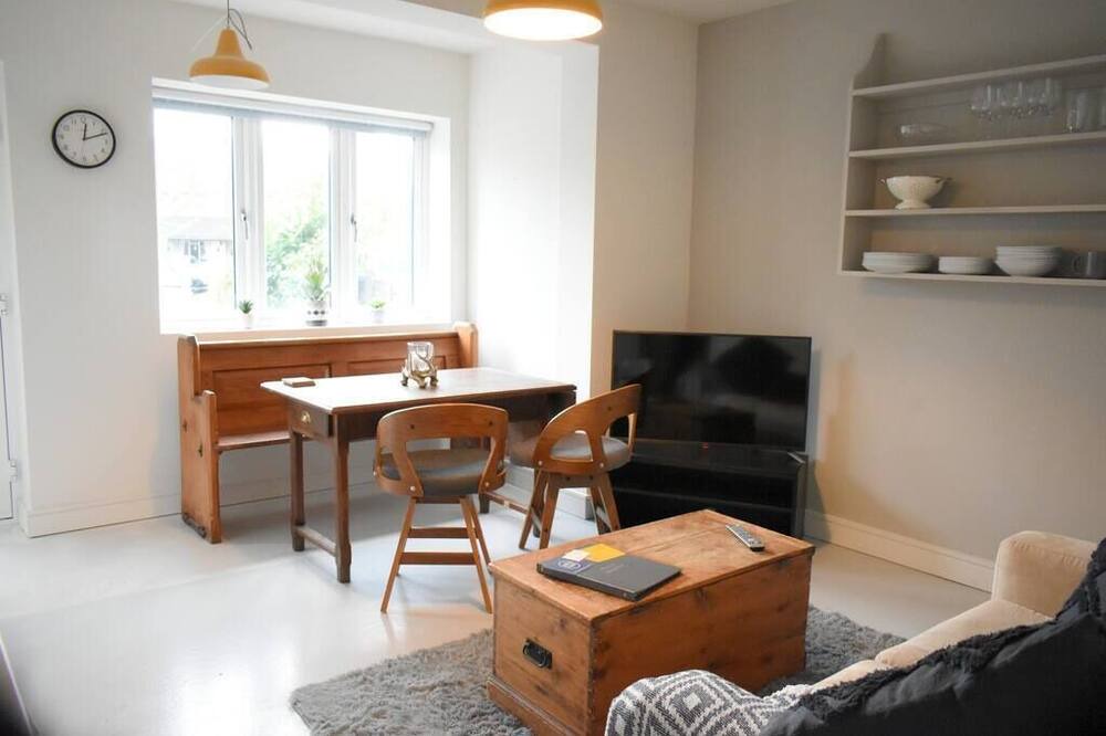 Photo of Livingroom in Loughborough
