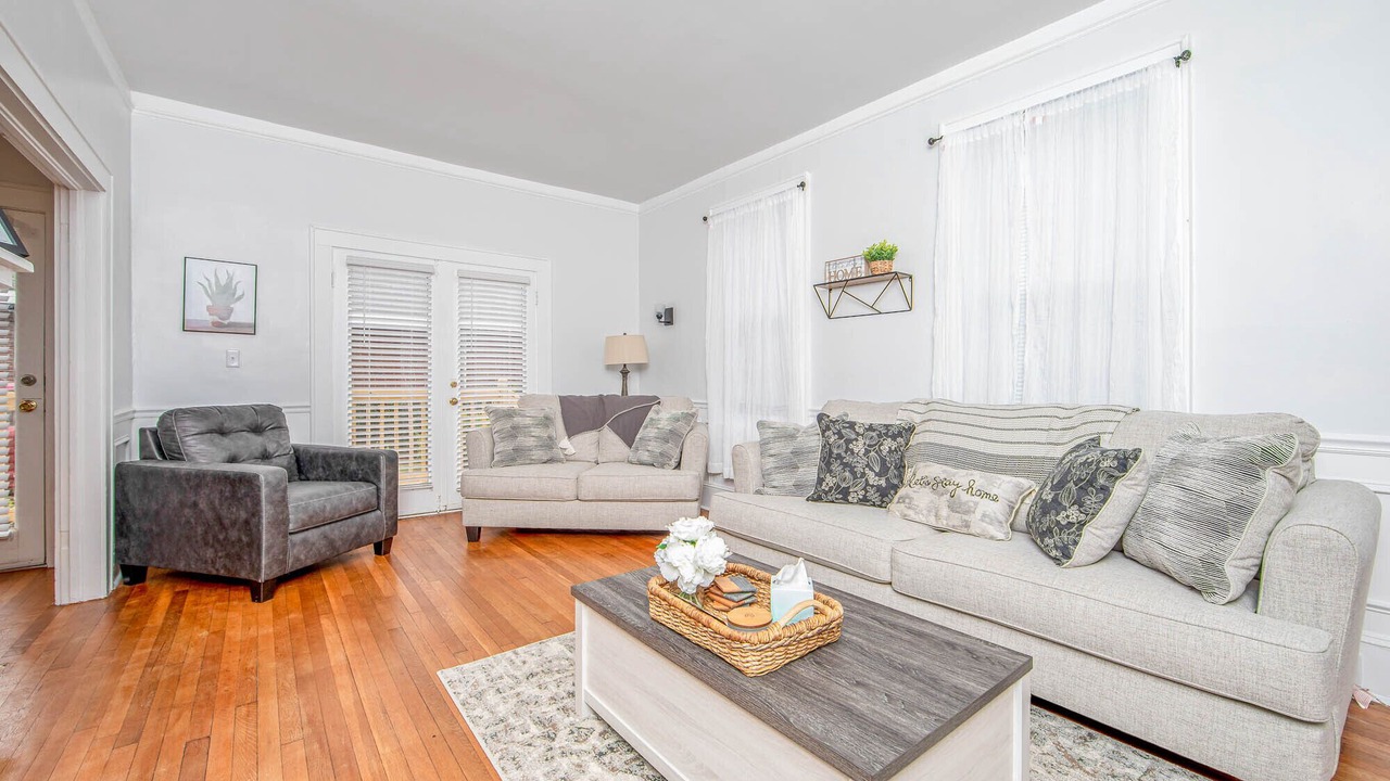 Photo of Livingroom in Terry Sanford