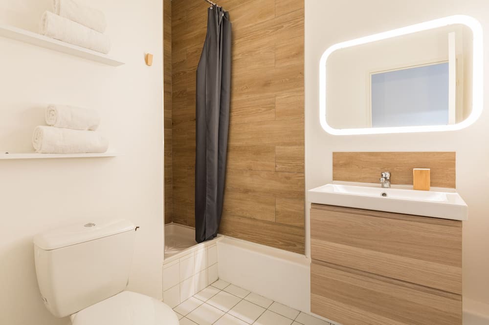 Photo of Bathroom in Saint Michel - Mairie