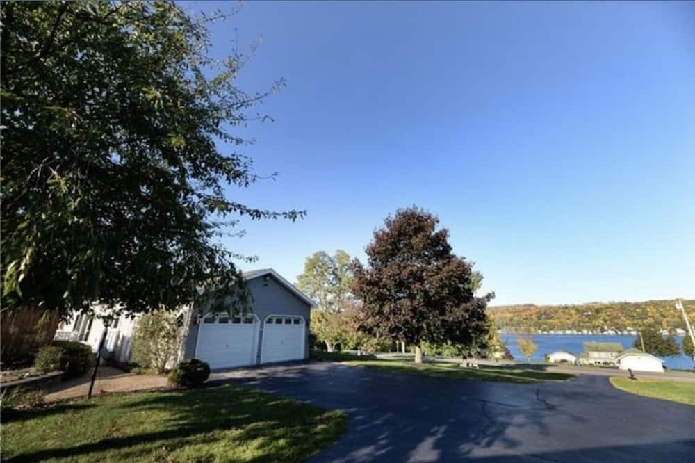 Photo of Outdoor in Town of Milo