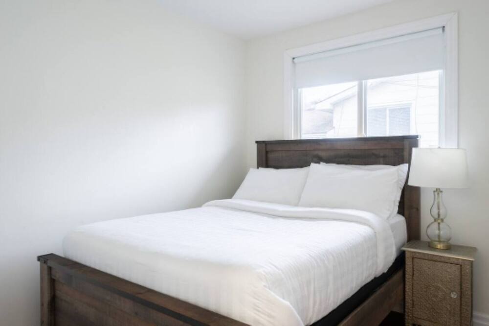 Photo of Bedroom in Hamilton