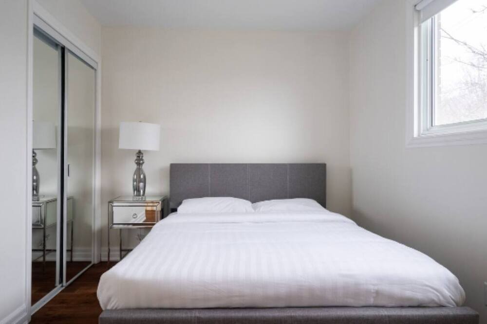Photo of Bedroom in Hamilton