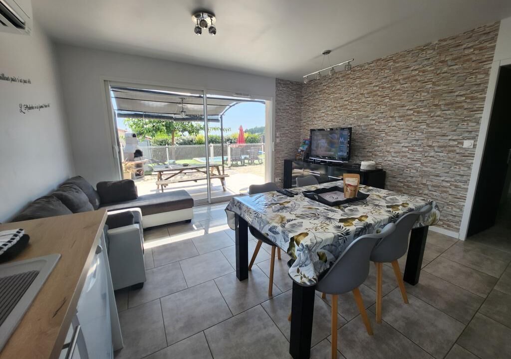Photo of Kitchen in Joyeuse