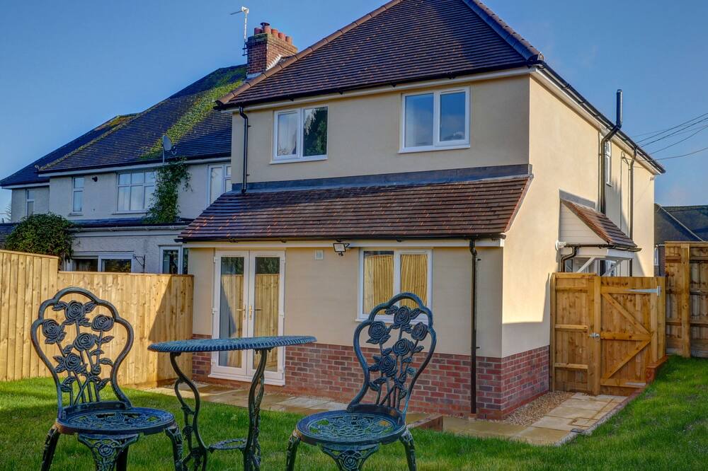 Photo of Outdoor in North Moreton