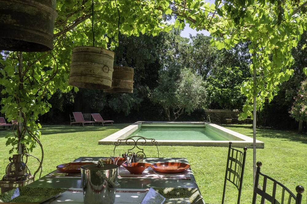 Photo of Outdoor in Montaren-et-Saint-Mediers