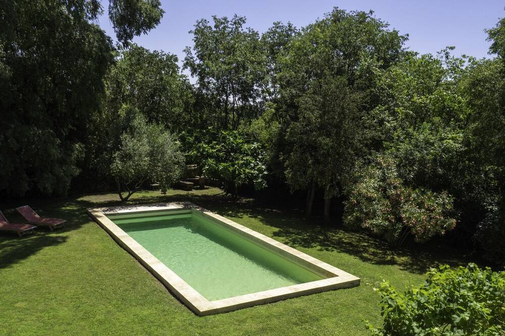 Photo of Outdoor in Montaren-et-Saint-Mediers