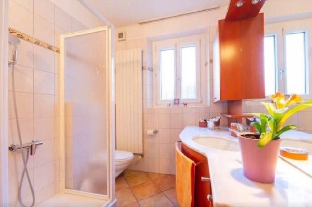 Photo of Bathroom in Quartino