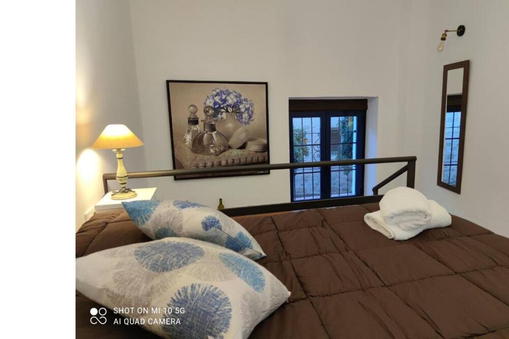 Photo of Bedroom in San Basilio