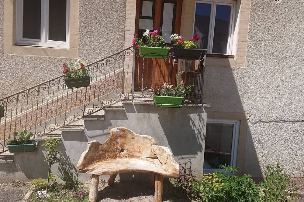 Photo of Patio Balcony in Les Gras