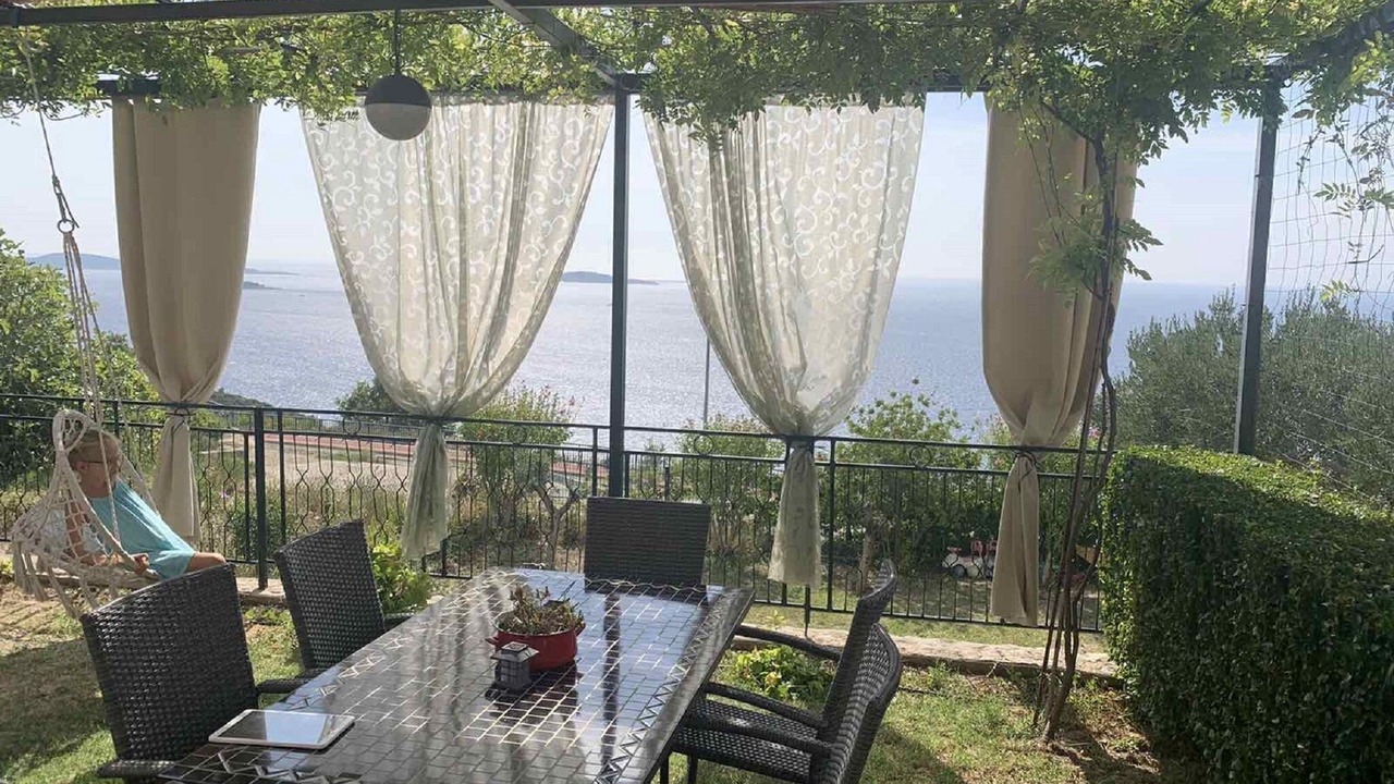 Photo of Patio Balcony in Zavrelje