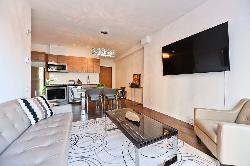 Photo of Livingroom in International District