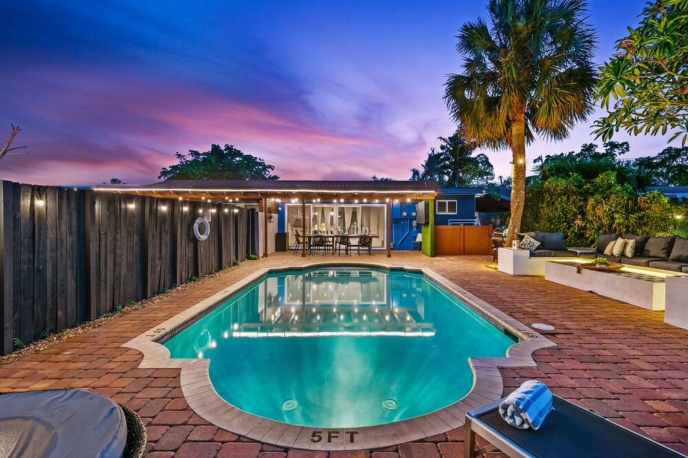 Photo of Outdoor in Coral Heights