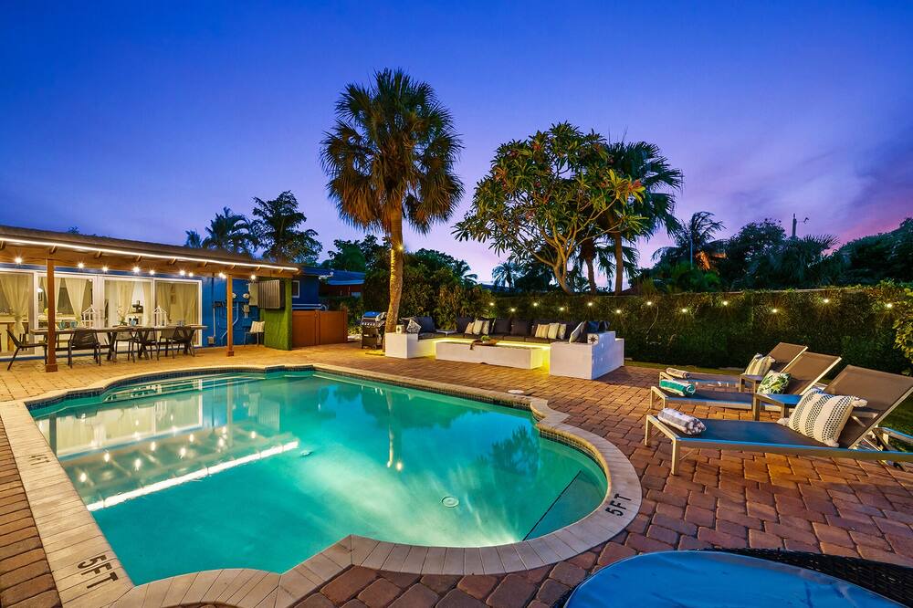 Photo of Outdoor in Coral Heights