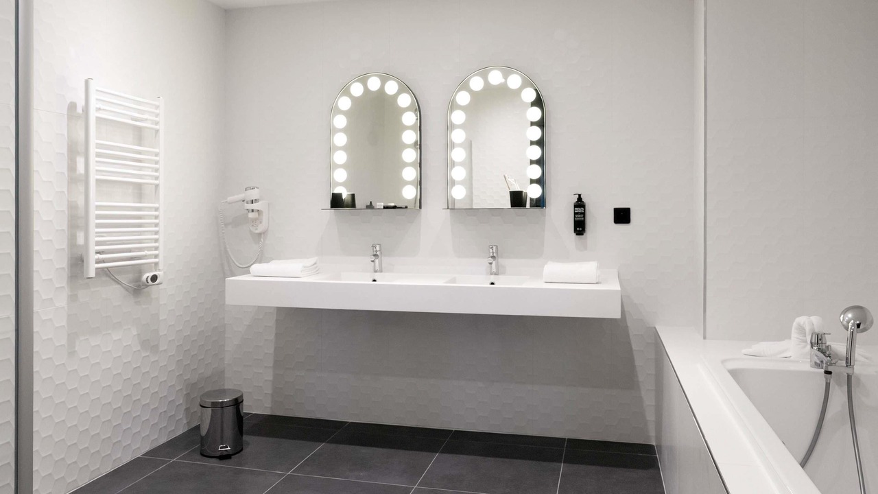 Photo of Others in Arras