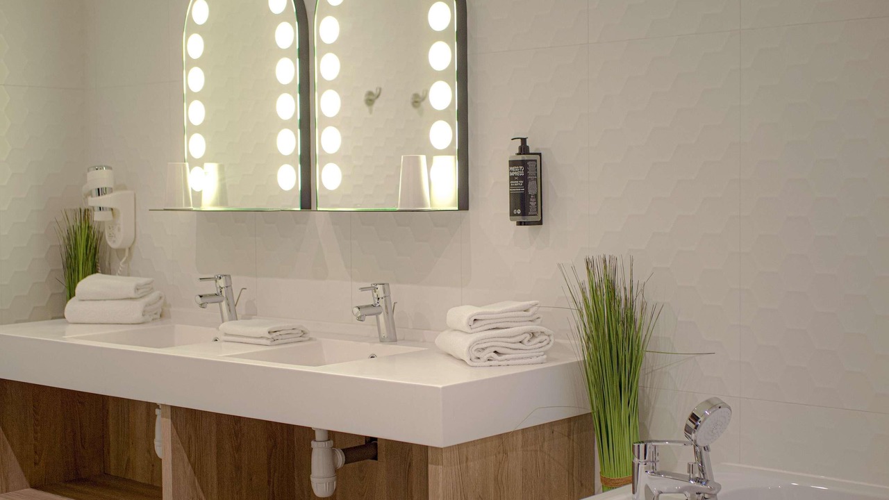 Photo of Others in Arras