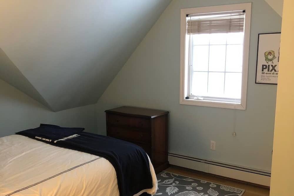 Photo of Bedroom in Rowayton