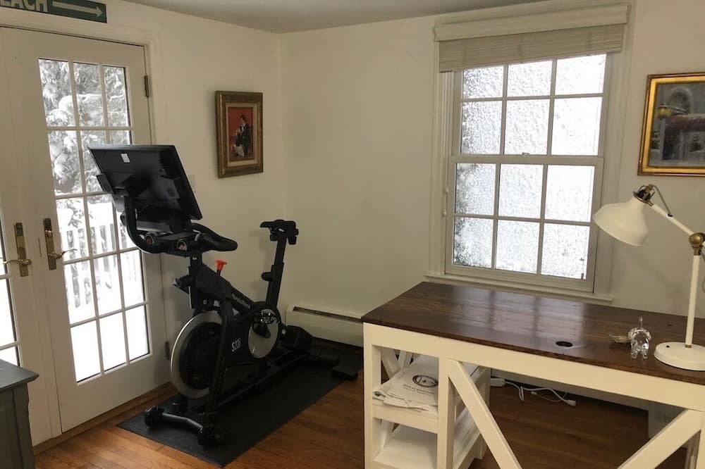 Photo of Bedroom in Rowayton