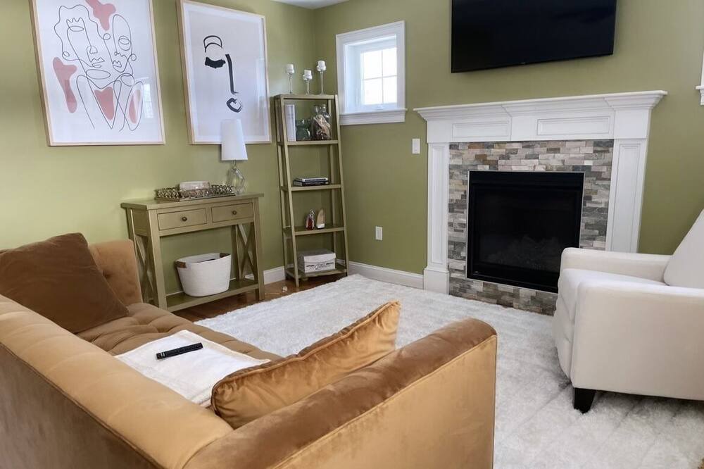 Photo of Livingroom in Abington