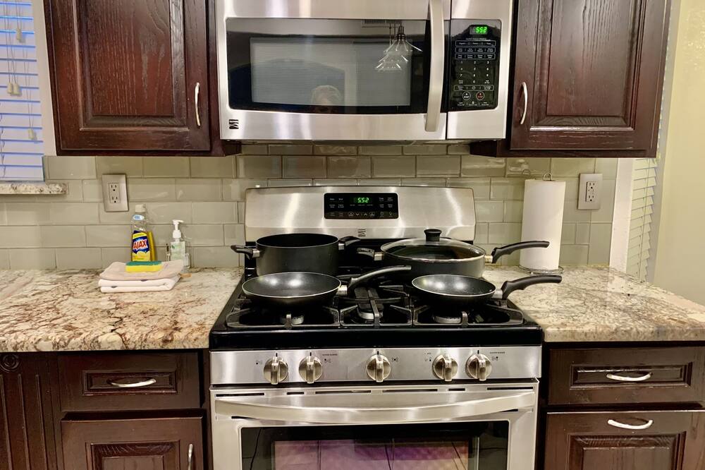Photo of Kitchen in Biggs Field