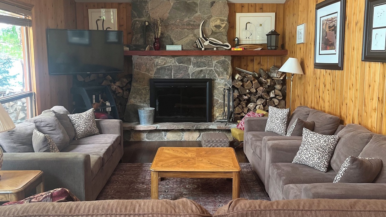 Photo of Livingroom in Minden Hills