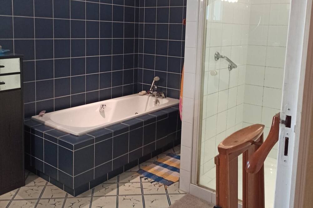 Photo of Bathroom in Lectoure