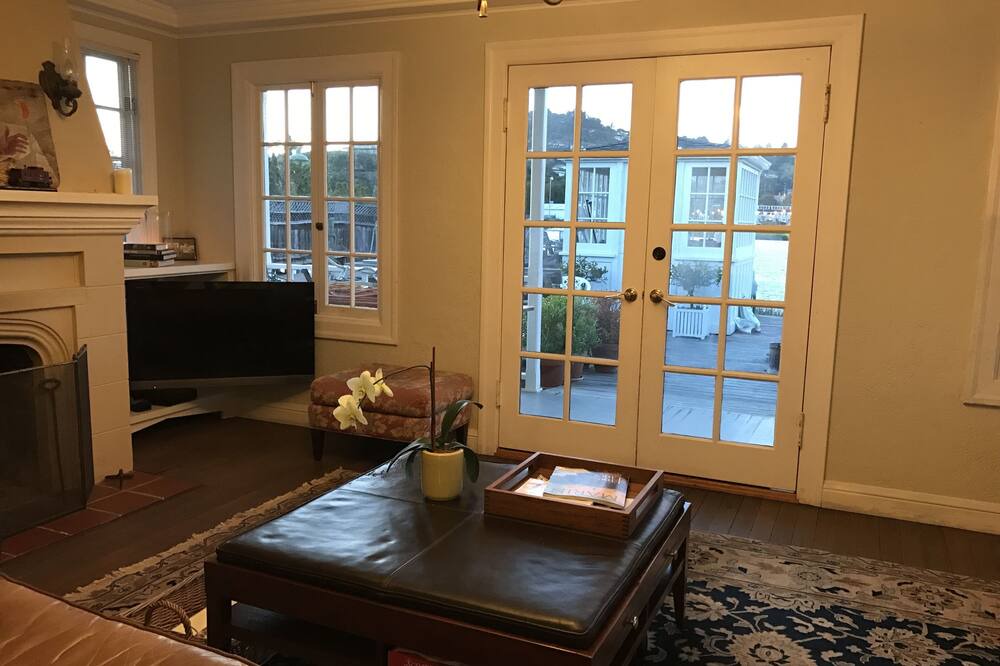 Photo of Livingroom in Corte Madera