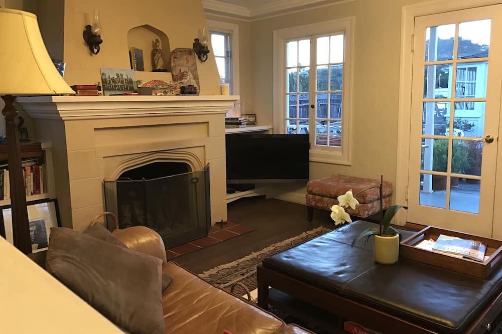 Photo of Livingroom in Corte Madera