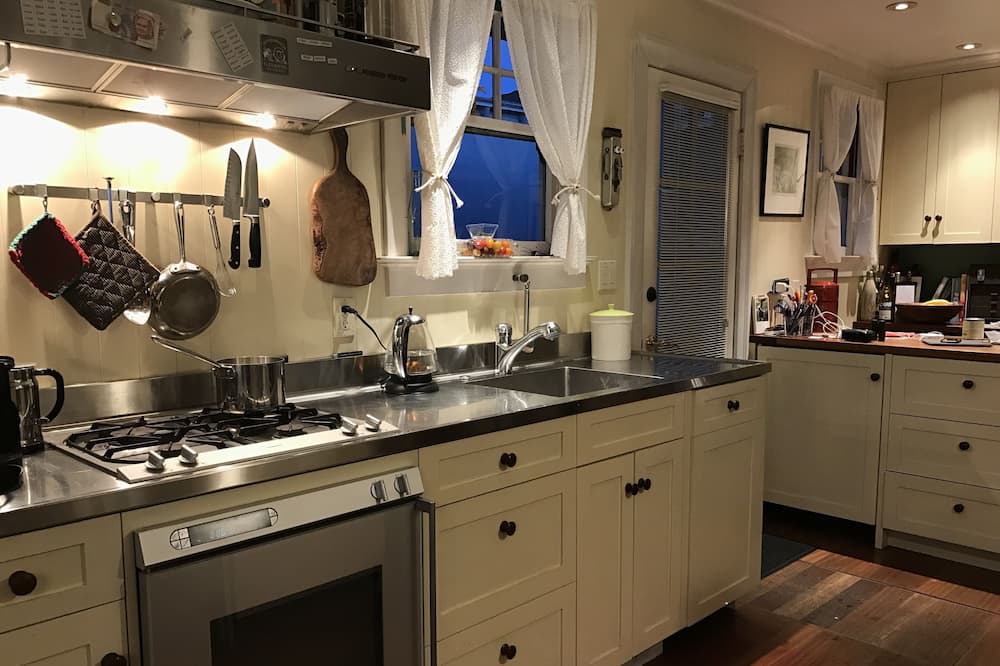 Photo of Kitchen in Corte Madera