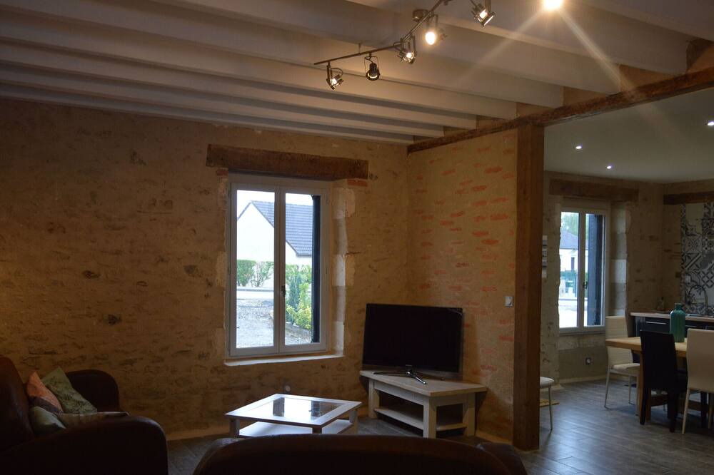 Photo of Livingroom in Vendœuvres