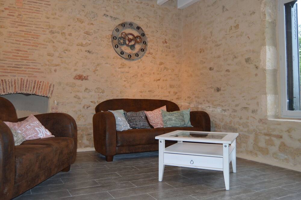 Photo of Livingroom in Vendœuvres