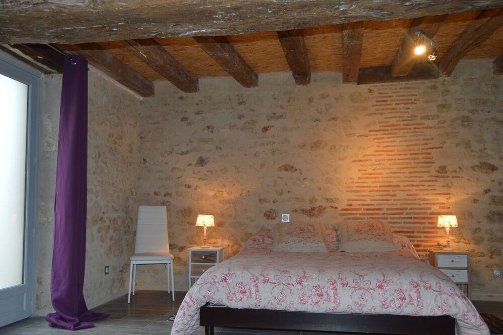 Photo of Bedroom in Vendœuvres