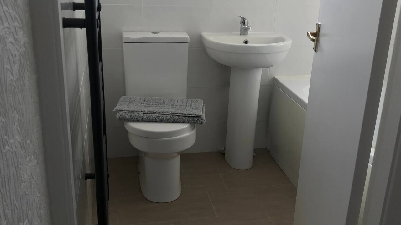 Photo of Bathroom in Dadlington