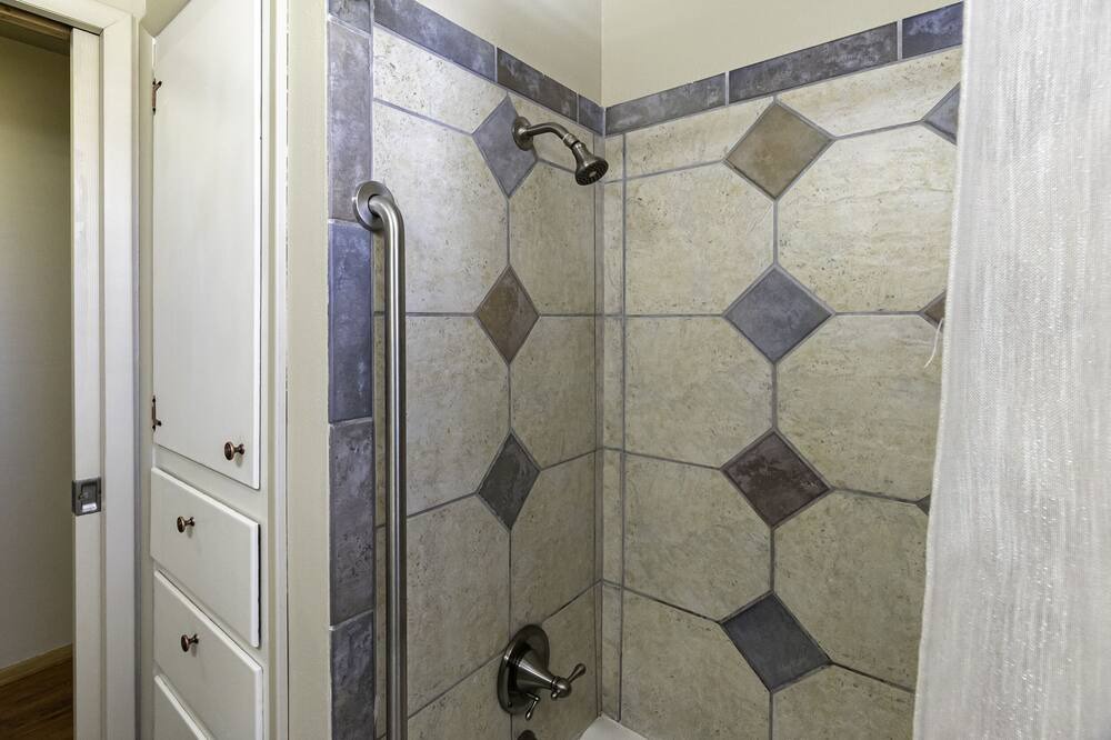 Photo of Bathroom in Moore