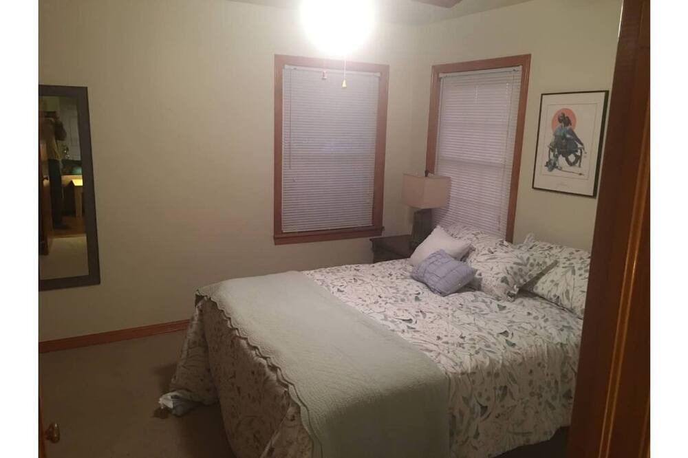 Photo of Bedroom in McAlester