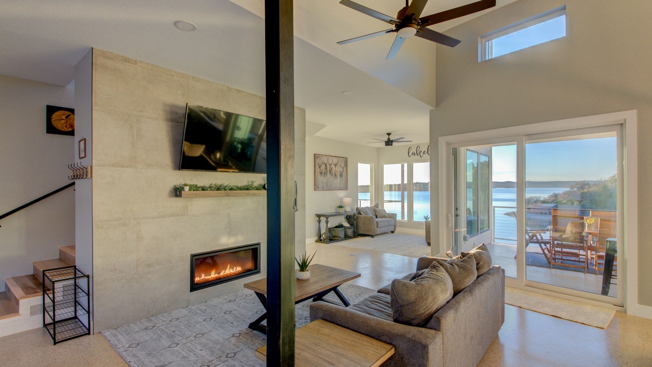 Photo of Livingroom in Burnet