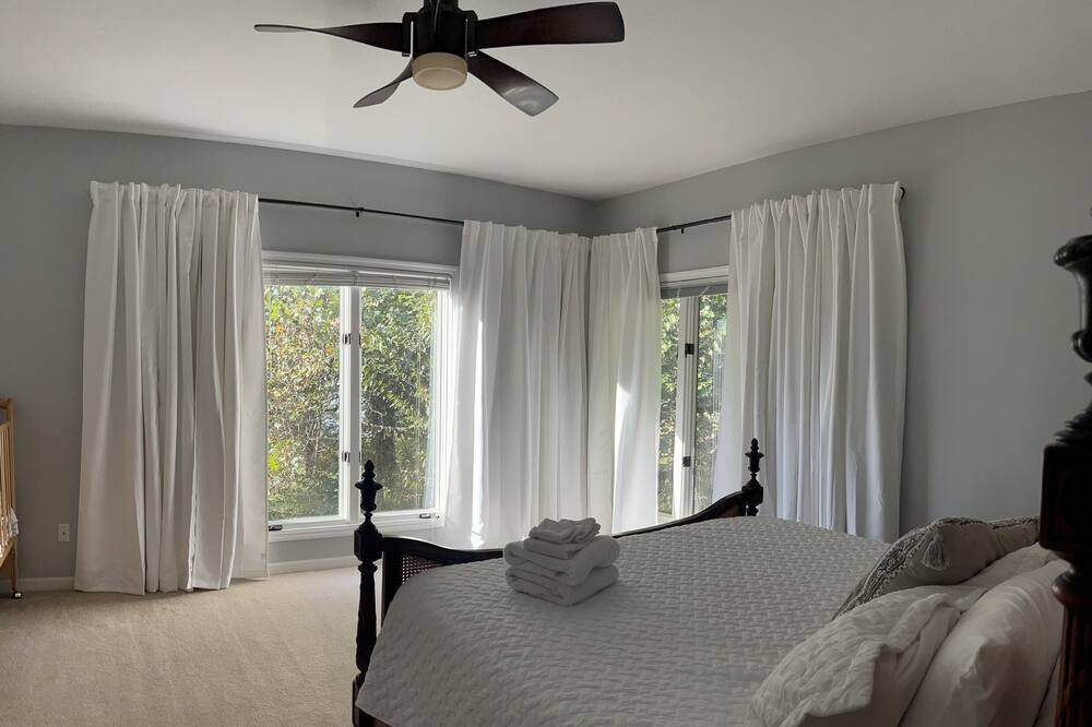 Photo of Bedroom in Chickamauga Lake
