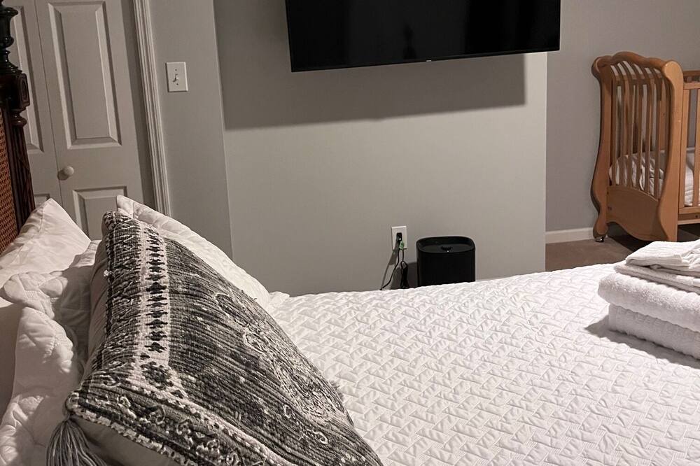 Photo of Bedroom in Chickamauga Lake